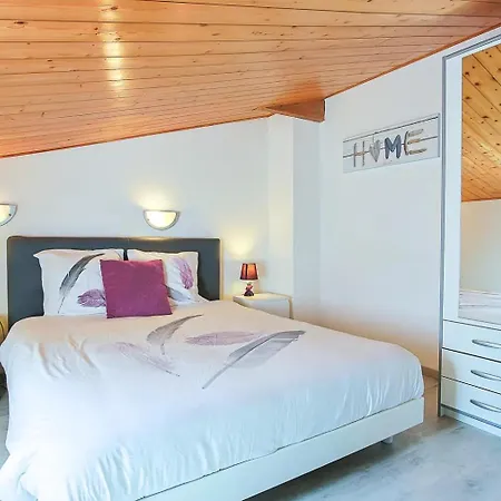 Outrem'her Maison Bord De A