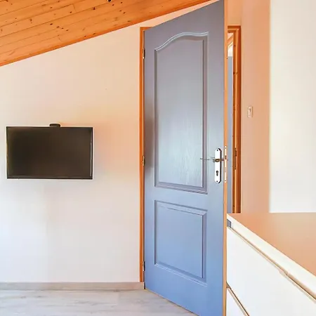 Semesterbostad Outrem'her Maison Bord De A