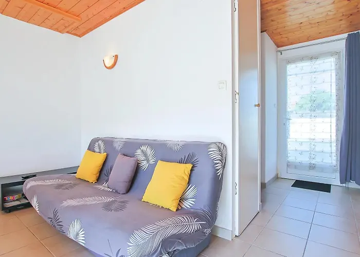 Outrem'her Maison Bord De A بيت للعطل *