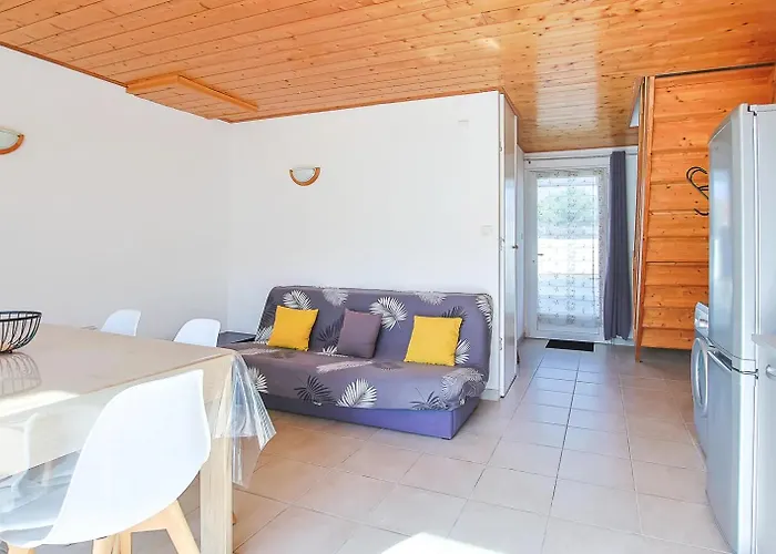 Outrem'her Maison Bord De A *