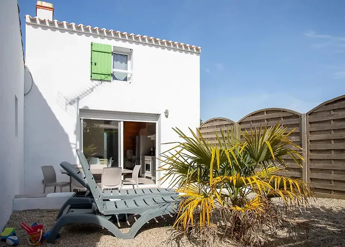Outrem'her Maison Bord De A L'Epine (Vendee)