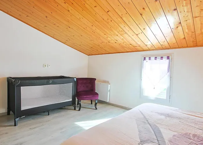 Outrem'her Maison Bord De A L'Epine (Vendee)